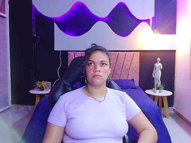 scarlett--joness webcam