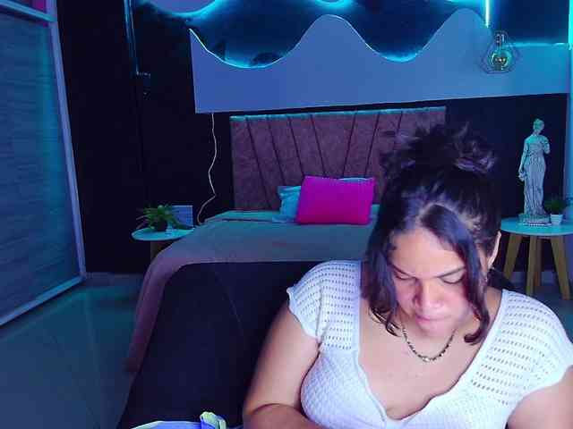 scarlett--joness webcam