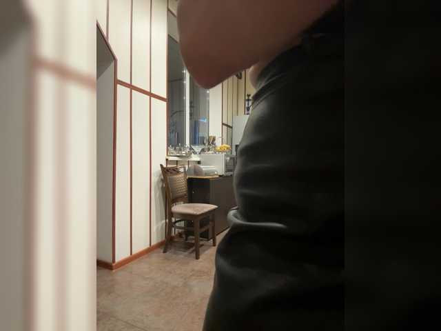 Likalika8 live cam on BongaCams