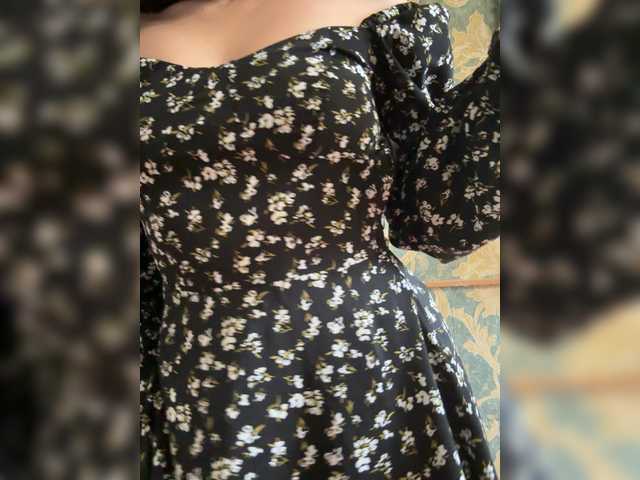 Likalika8 live cam on BongaCams