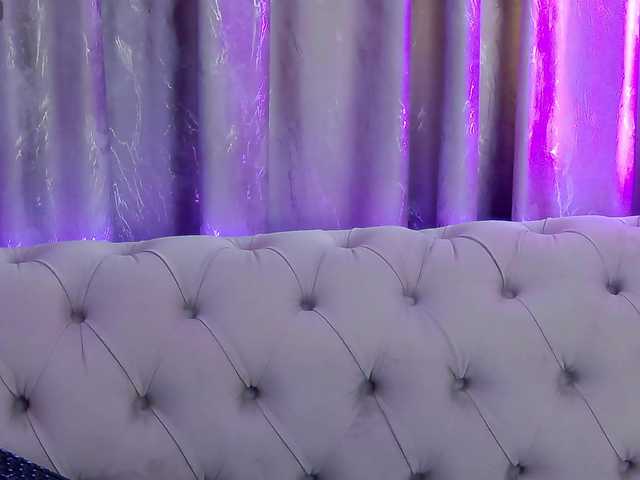 NataliePierce live cam on BongaCams