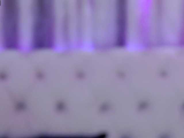 NataliePierce live cam on BongaCams