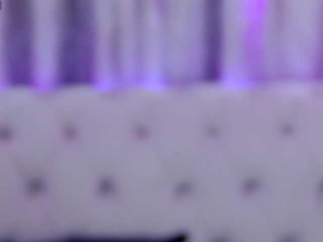 NataliePierce live cam on BongaCams