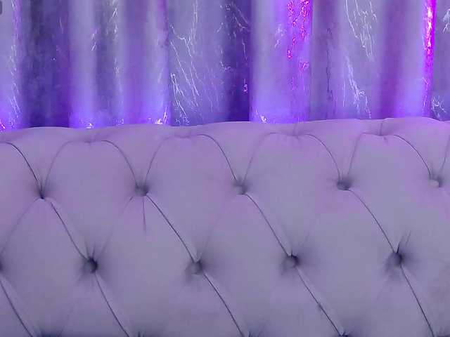 NataliePierce live cam on BongaCams