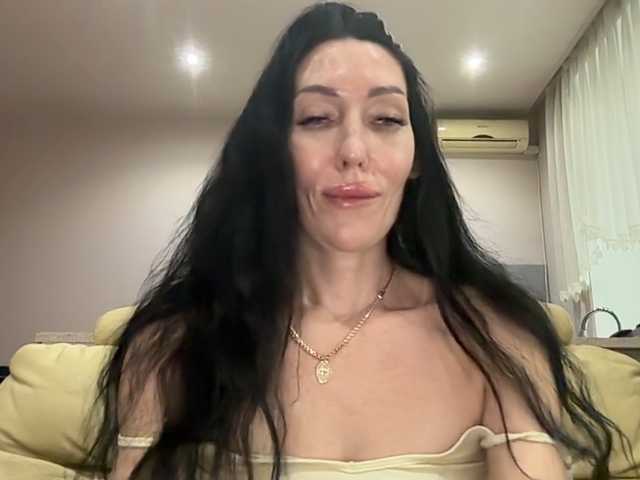 KorolevaQween000 live webcam show