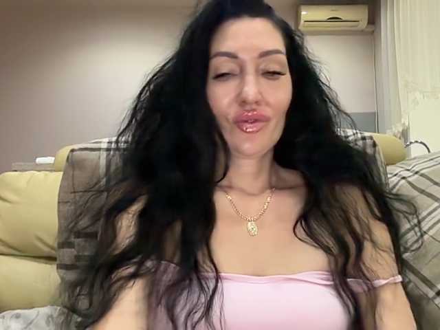 korolevaqween000 live sex