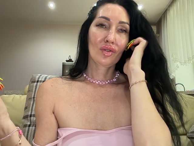 korolevaqween000 live sex