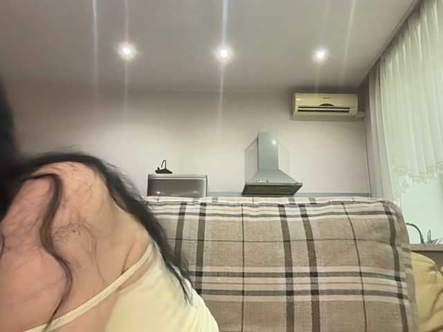 KorolevaQween000 webcam