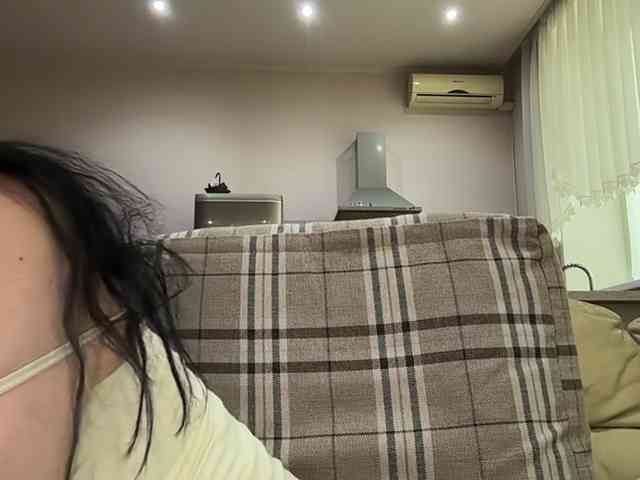 KorolevaQween000 webcam
