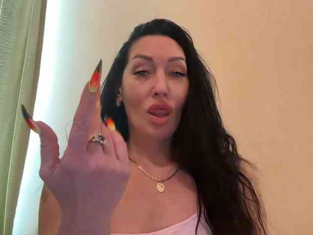 KorolevaQween000 webcam