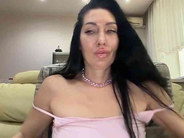 KorolevaQween000 Sex Cam Show