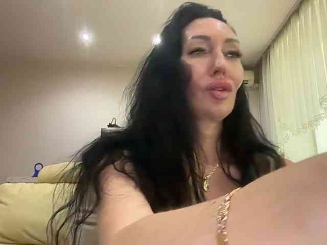 sexy web cam KorolevaQween000