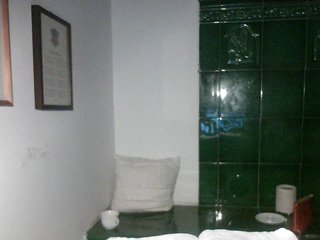 AmanelWhite