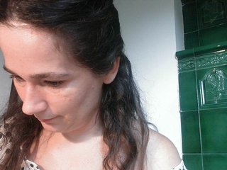 AmanelWhite
