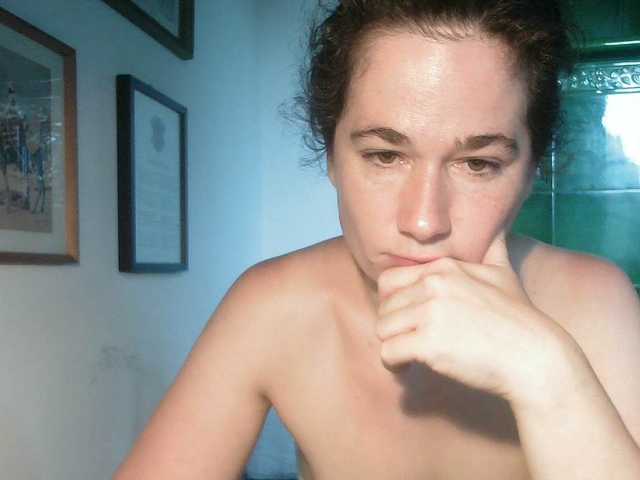 AmanelWhite webcam