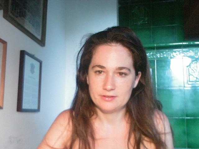 AmanelWhite webcam