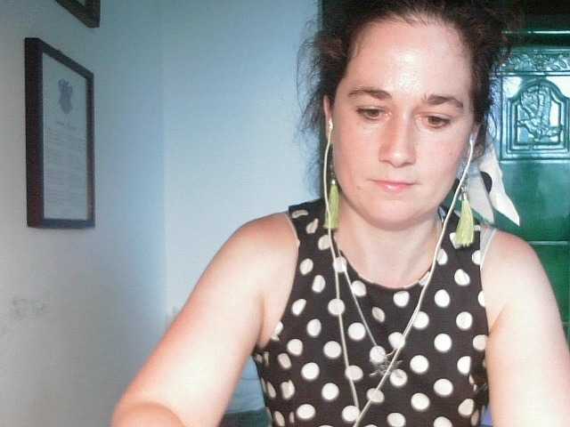 ConsciousKitti live webcam show