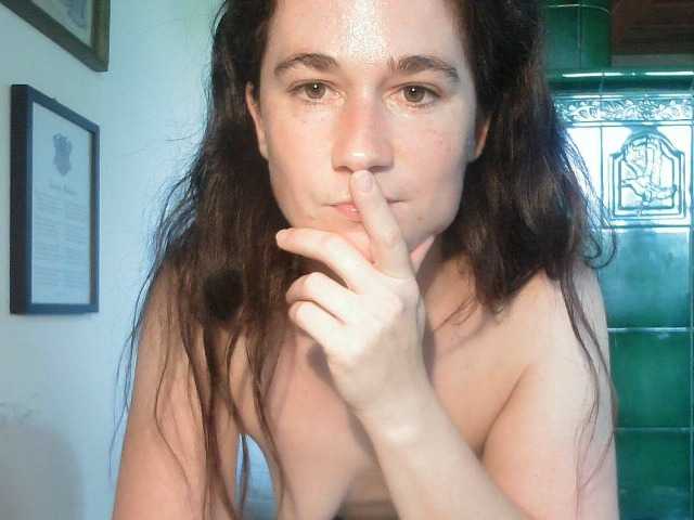 ConsciousKitti live cam on BongaCams