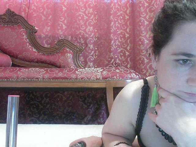 ConsciousKitti's BongaCams show and profile