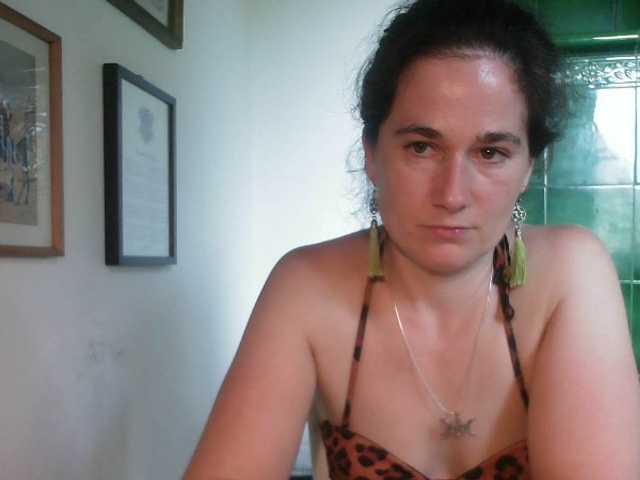 ConsciousKitti live cam on BongaCams