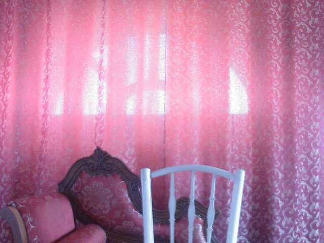 AmanelWhite webcam