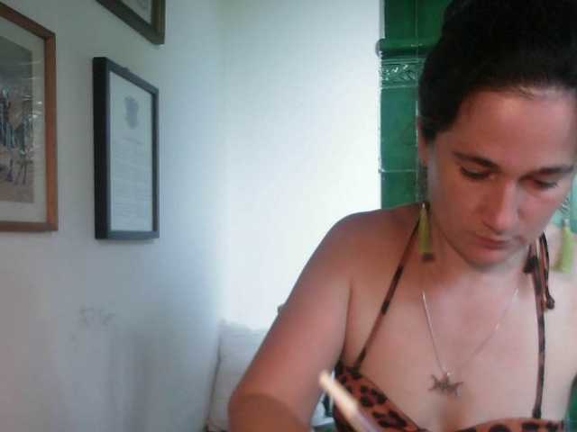 AmanelWhite live webcam show