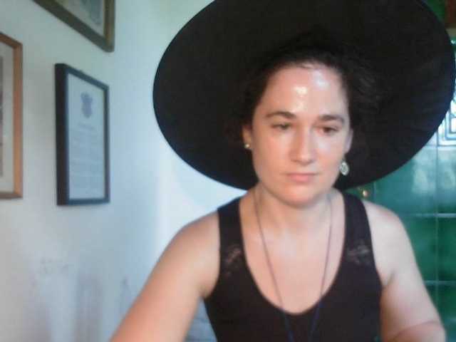 ConsciousKitti live cam on BongaCams