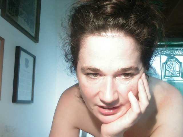 ConsciousKitti live webcam show