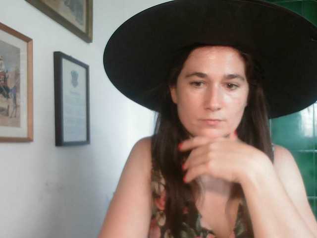 ConsciousKitti live cam on BongaCams