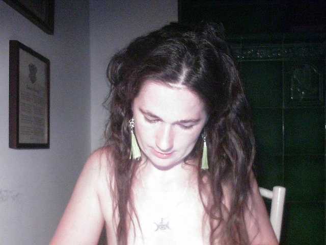 AmanelWhite live webcam show
