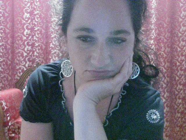 AmanelWhite webcam