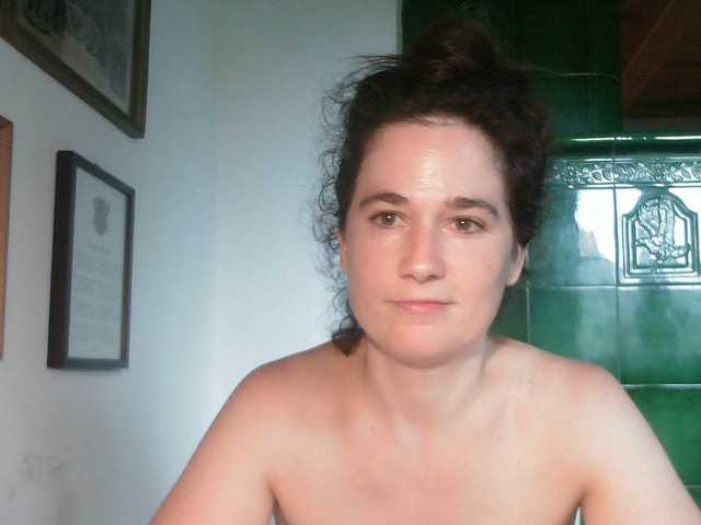 ConsciousKitti live webcam show
