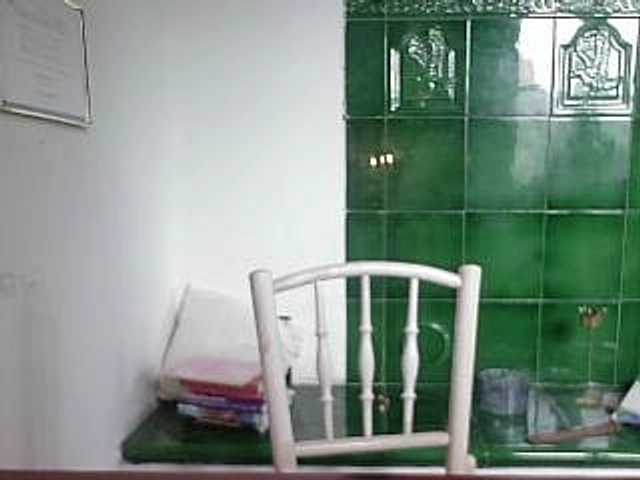 AmanelWhite webcam