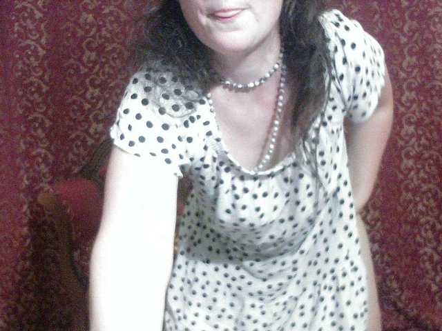 AmanelWhite webcam