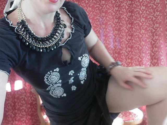 ConsciousKitti live cam on BongaCams