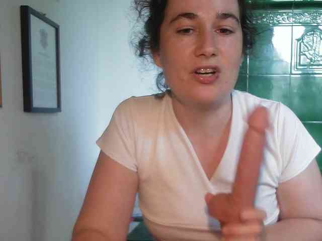 AmanelWhite webcam