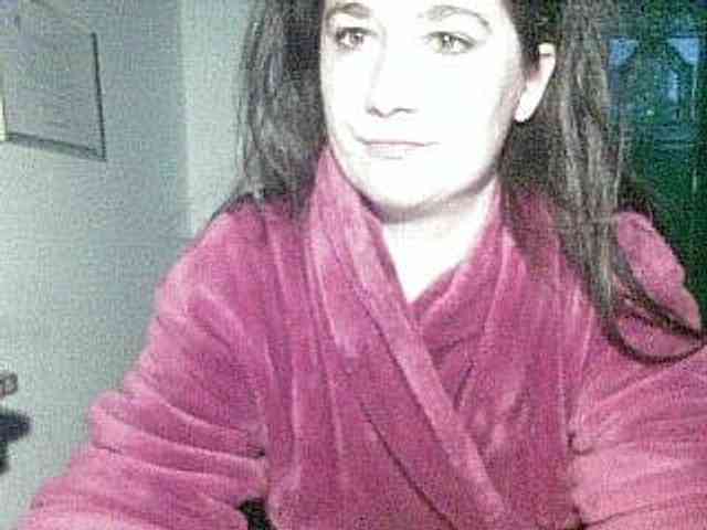 AmanelWhite webcam