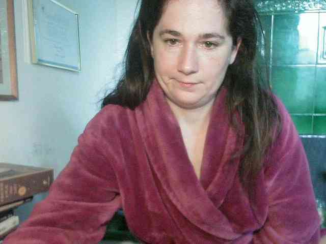 AmanelWhite webcam