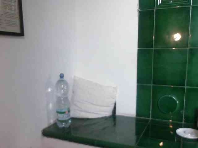 AmanelWhite webcam