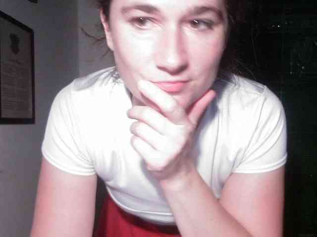 AmanelWhite webcam