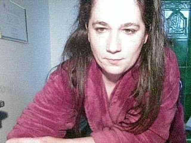 AmanelWhite webcam