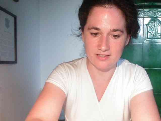 AmanelWhite webcam