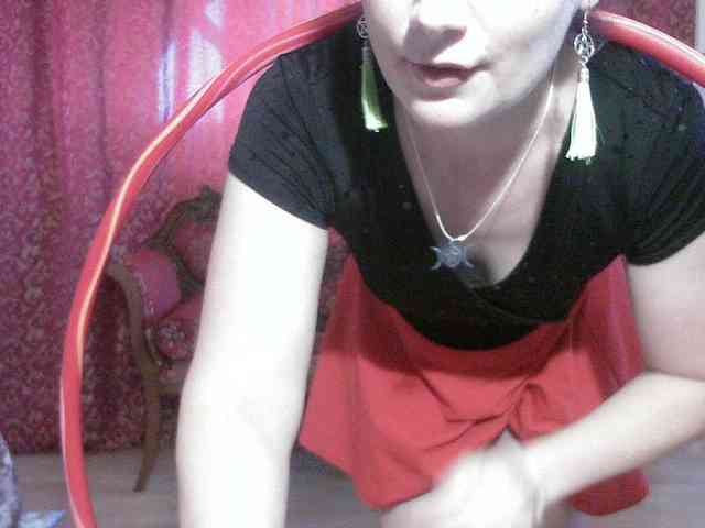 AmanelWhite webcam
