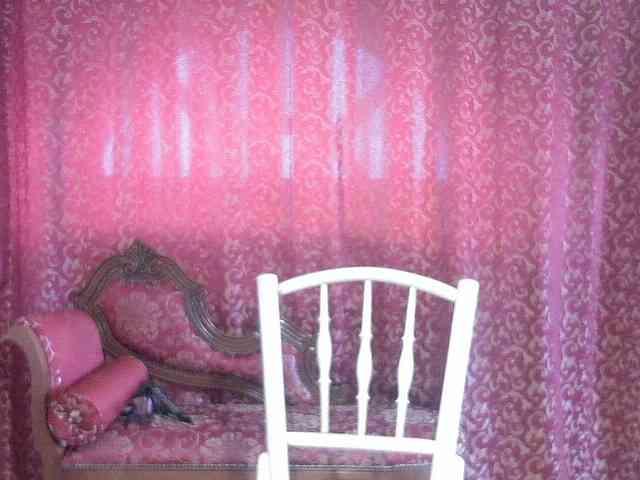 AmanelWhite webcam