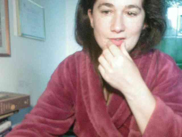 AmanelWhite webcam