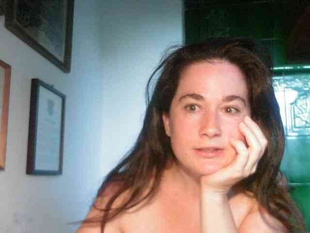 AmanelWhite webcam