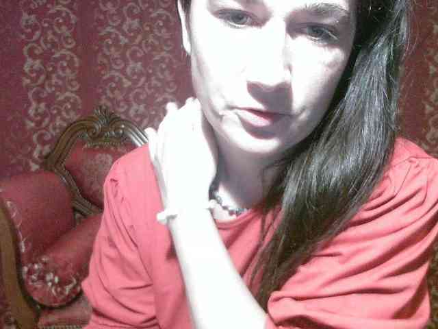 AmanelWhite webcam