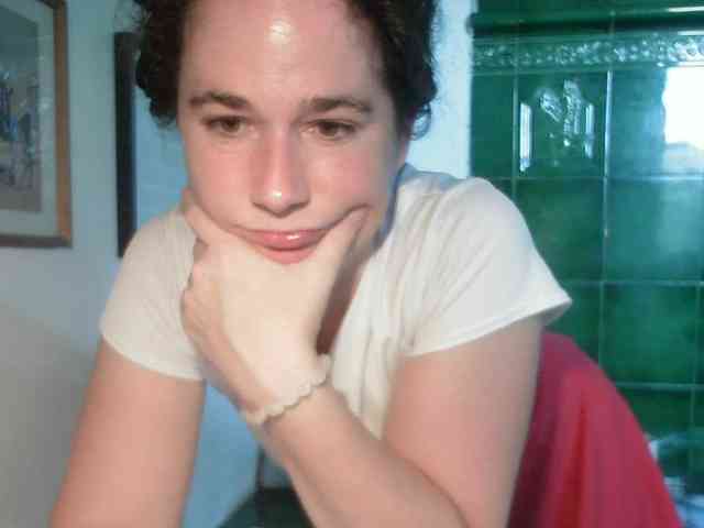 AmanelWhite webcam