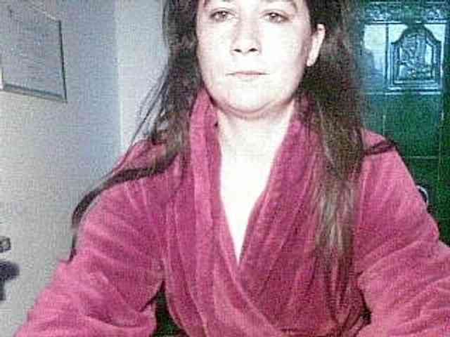 AmanelWhite webcam