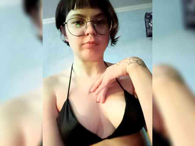 Liryc1 Live Webcam on BongaCams